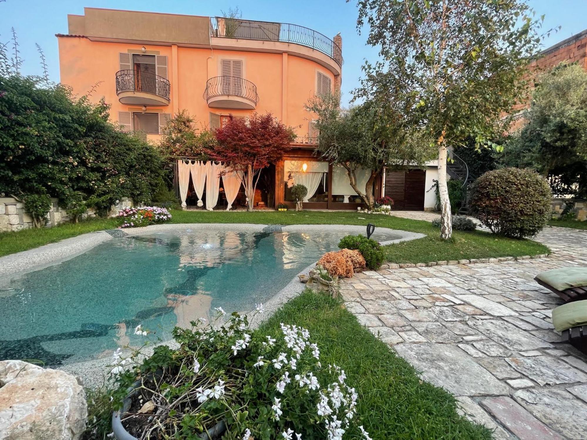 Domus Parva - Villa Con Bio-Piscina, Spa Privata E Appartamenti Panoramici Bacoli Esterno foto