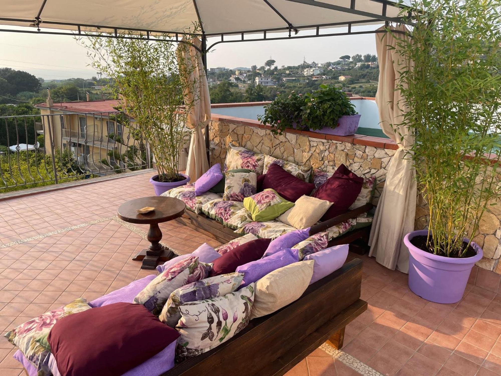 Domus Parva - Villa Con Bio-Piscina, Spa Privata E Appartamenti Panoramici Bacoli Esterno foto