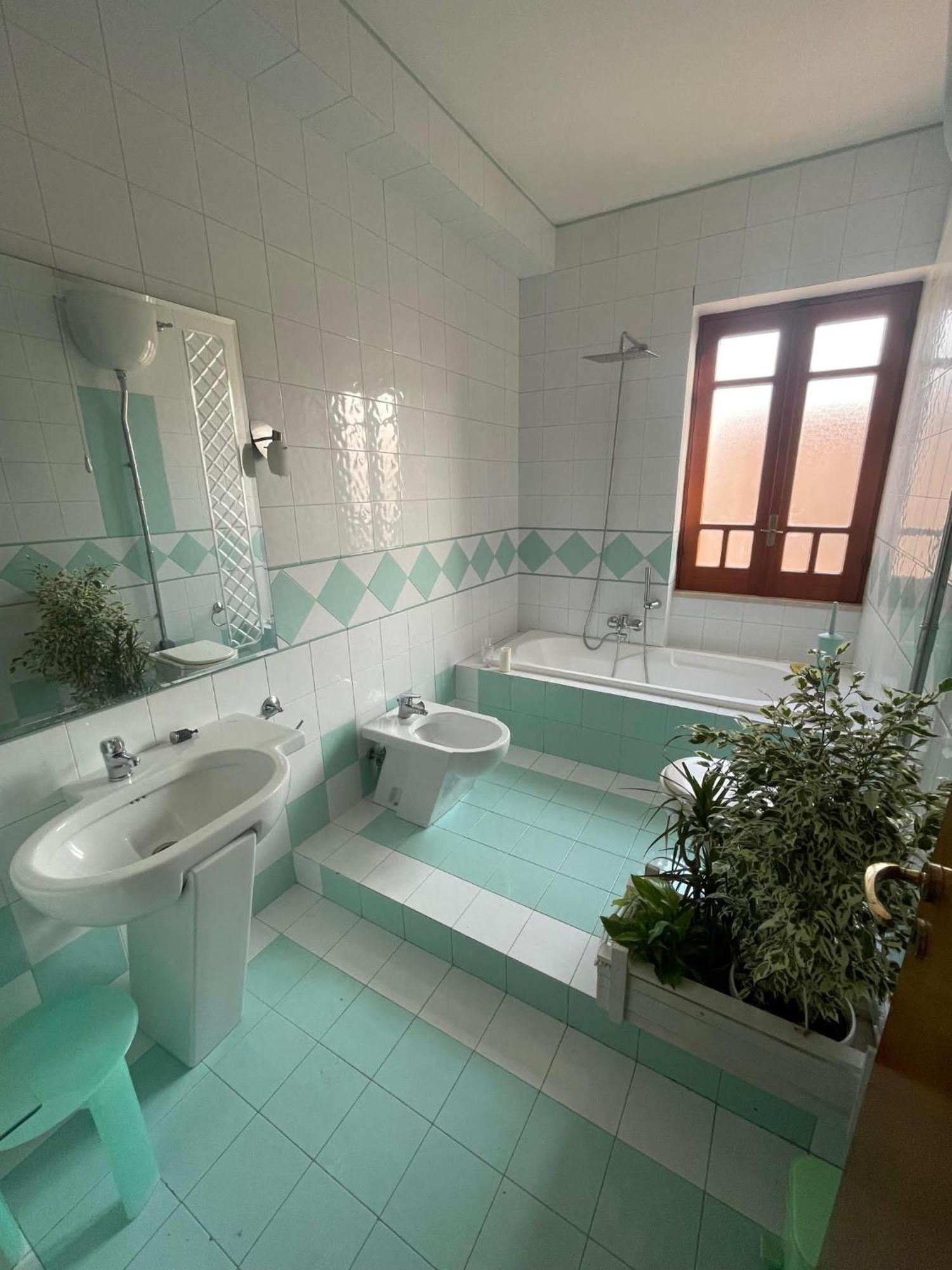 Domus Parva - Villa Con Bio-Piscina, Spa Privata E Appartamenti Panoramici Bacoli Esterno foto